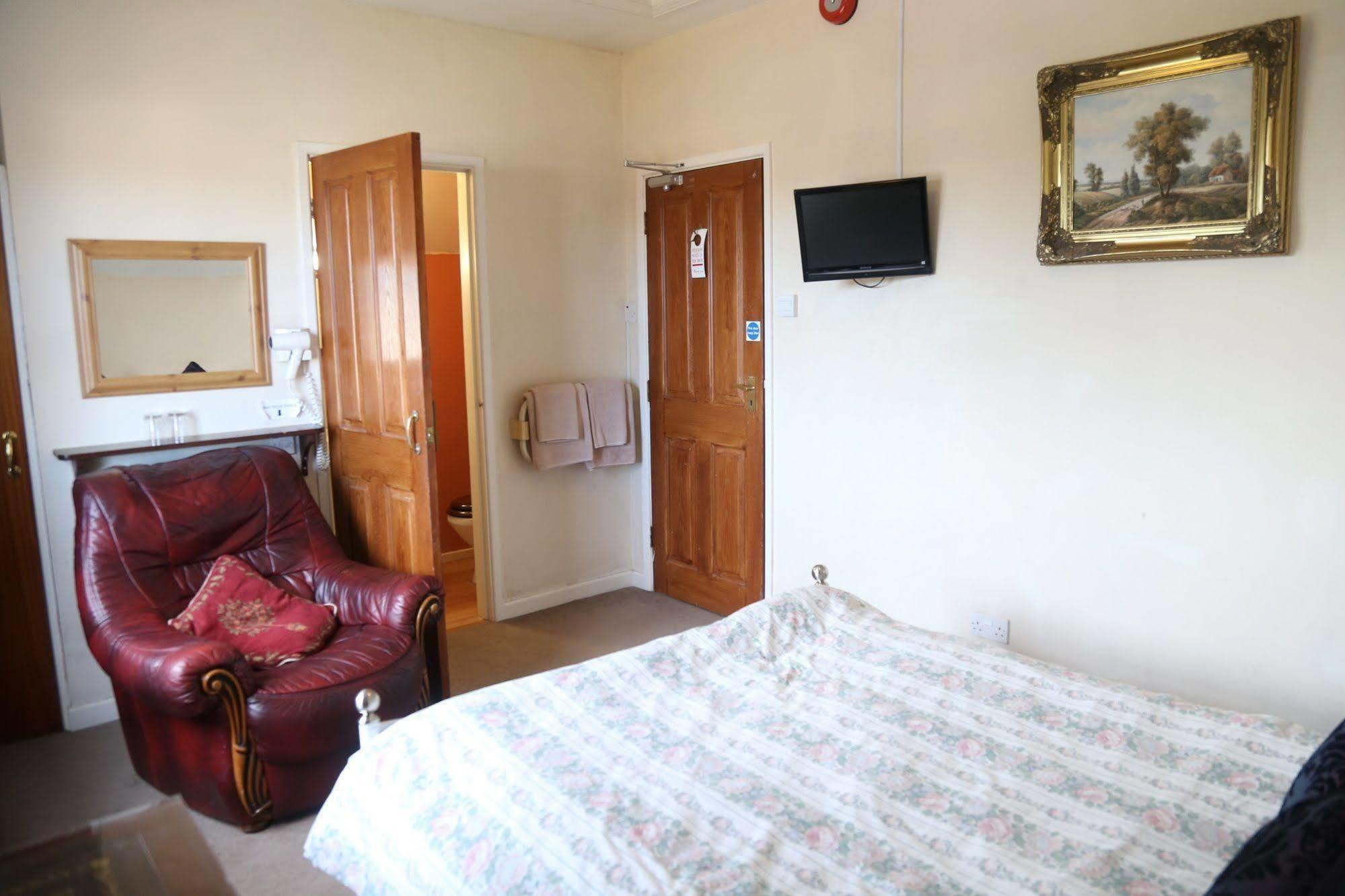 All Seasons Guest House Оксфорд Екстериор снимка